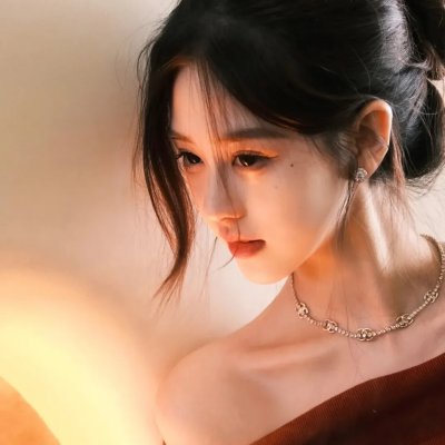 这个男人有点色